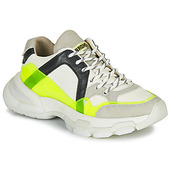 Sneakers Bronx  Seventy Street