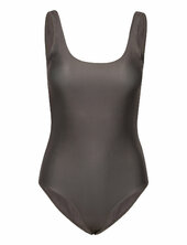 Swimsuit Bread & Boxers Brown