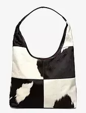 Jia Big Re:designed Est 2003 Black