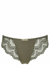 Tanya Tai Missya Khaki