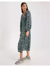 Object Collectors Item Objleonora L/s Wrap Midi Dress Noos Midikjoler Black Fern Green/serenity Small Leo Col