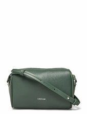 Ck Refine Camera Bag_pbl Calvin Klein Green