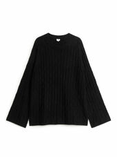Relaxed Cable-knit Jumper - Black
