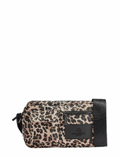 Darlambg Crossb., Monochrome Markberg Patterned