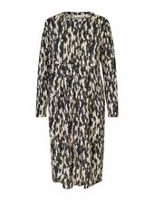 Manamo Masai Black