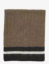 Ola Snood Becksöndergaard Brown