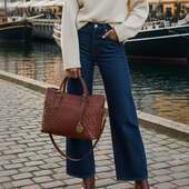 Style Panama I Flot Mørkebrun. Eksklusiv Hånd-, Skulder, Og Crossovertaske I Læder Med Smukke Flettede Detaljer