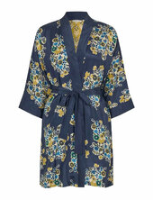 Majosslyna Masai Navy