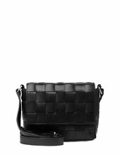 Lara Saddler Black