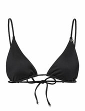 Bella Triangle Boss Black