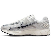 Sneakers Nike  Zoom Vomero 5 Photon Dust Metallic Silver