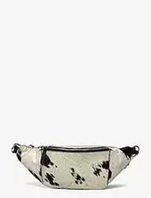 Jia Bumbag Re:designed Est 2003 Silver