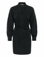 Sarinepw Dr Part Two Black