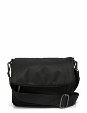 Cayman Pocket Puffer Matte Twill Hvisk Black