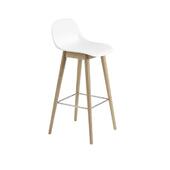 Muuto Fiber Barstol Med Træ Base Og Ryglæn Hvid/eg H97,5 Cm