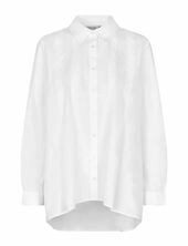 Maivalin Masai White